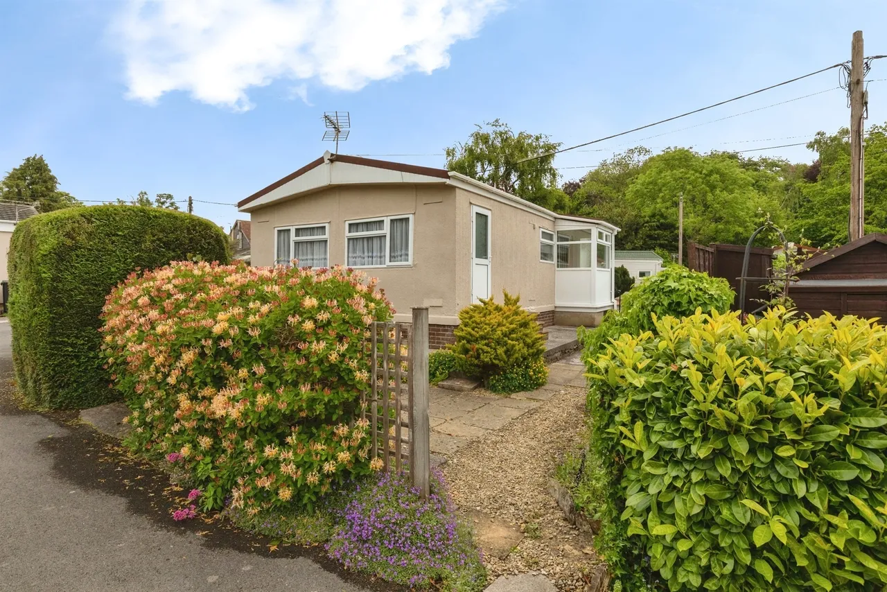 2 bed park home for sale — Quarry Rock Gardens, Bath