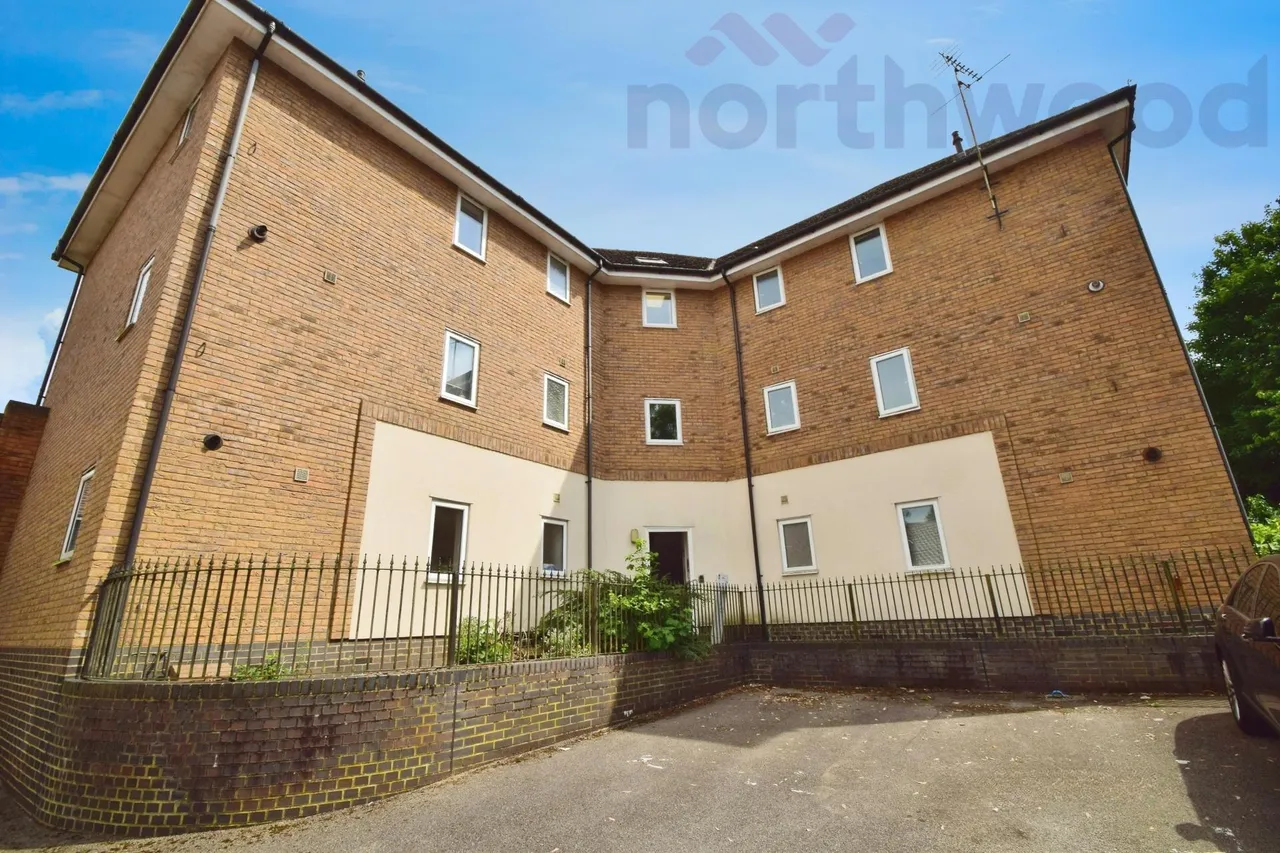 Whistlefish Court, NR5, photo 9