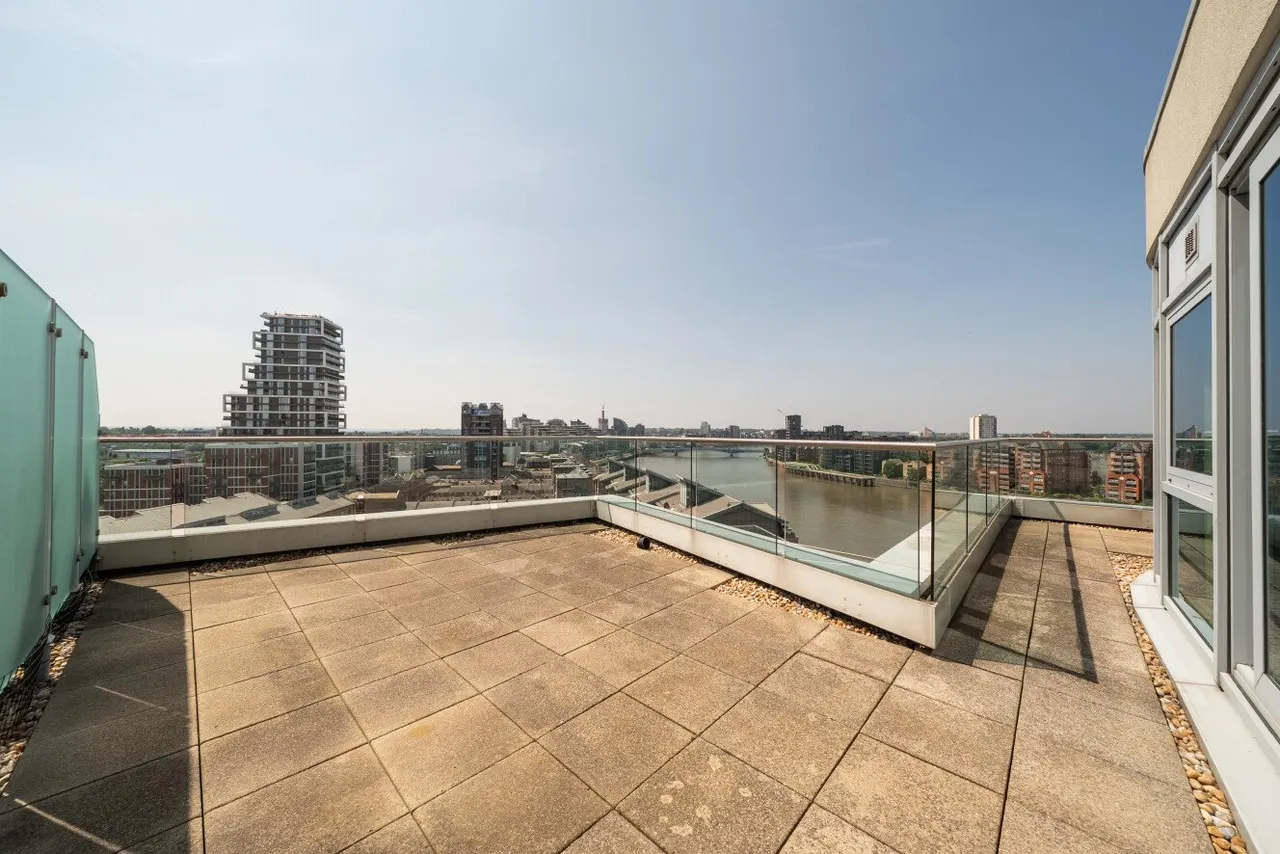 Bridges Court Road, Battersea, London, SW11, photo 6