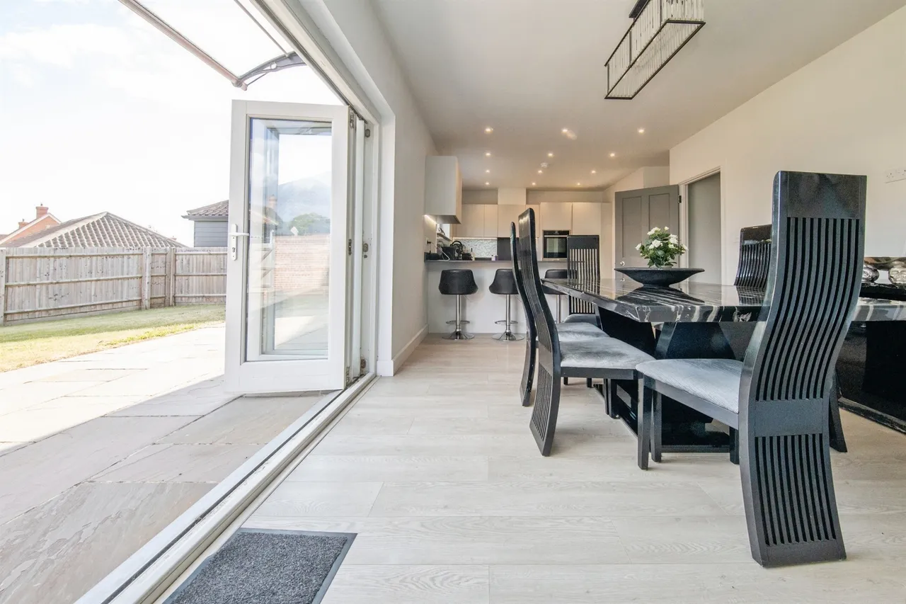 West Field Lane, St. Osyth, Clacton-On-Sea, photo 5