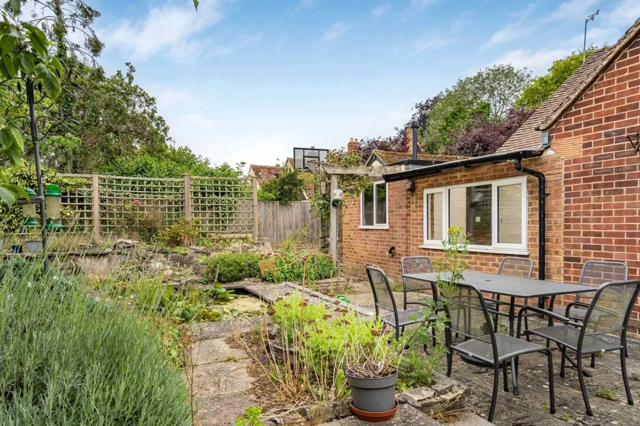 Rudds Lane, Haddenham, HP17, photo 17