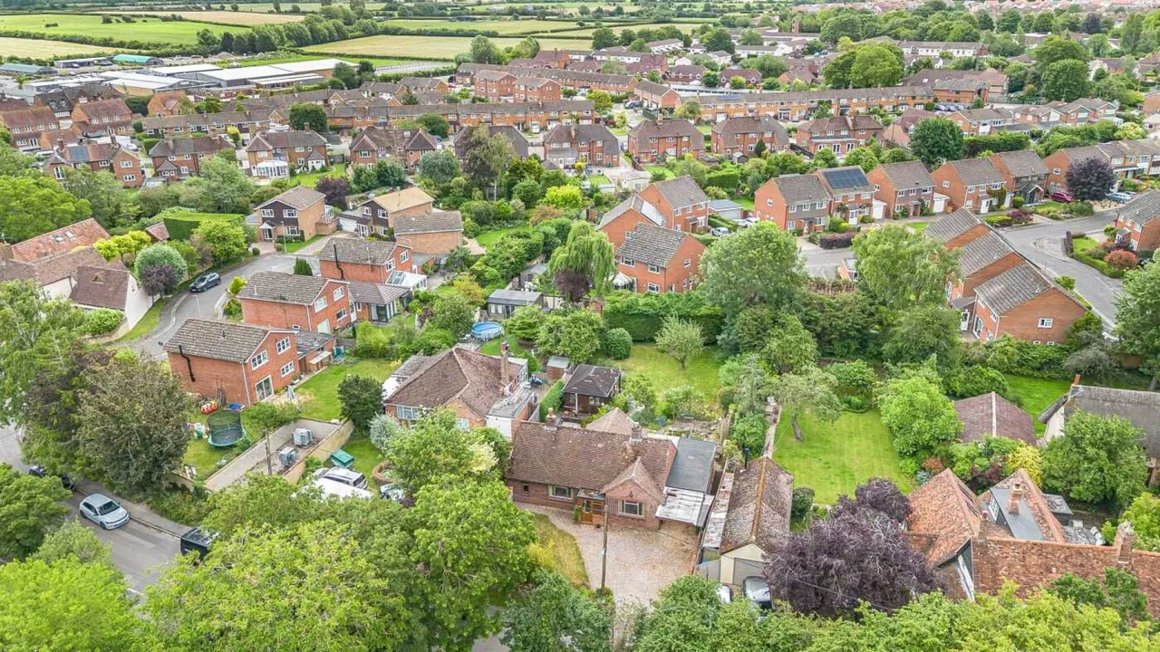 Rudds Lane, Haddenham, HP17, photo 19