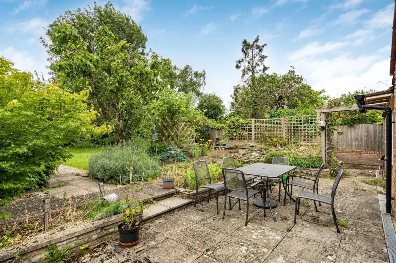 Rudds Lane, Haddenham, HP17, photo 16
