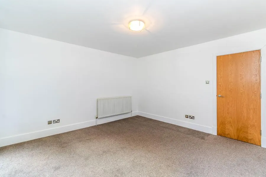 Wadbrook Street, KT1, photo 7