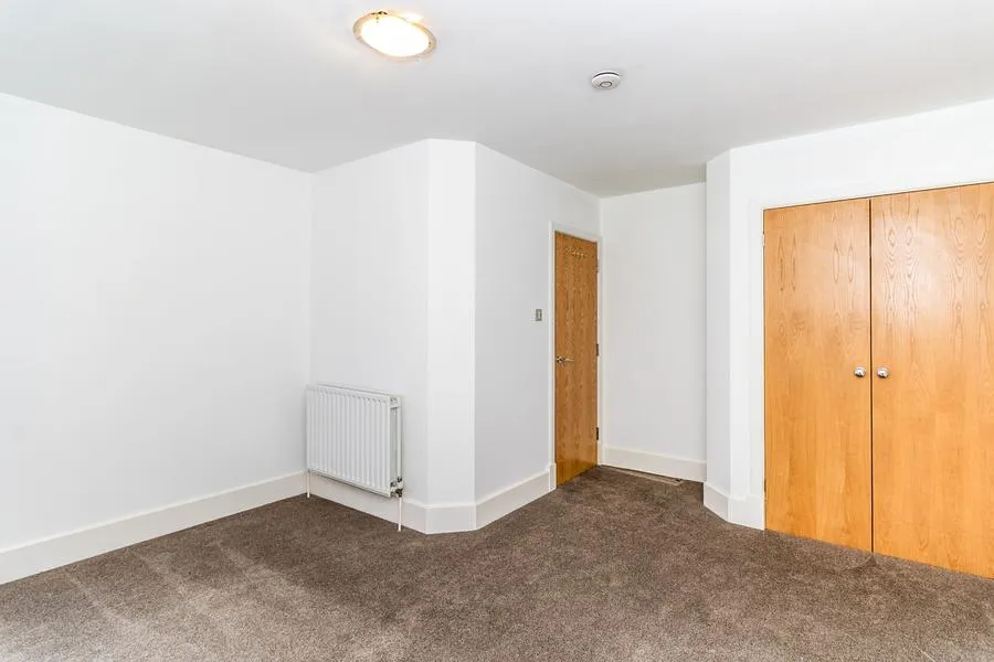 Wadbrook Street, KT1, photo 9