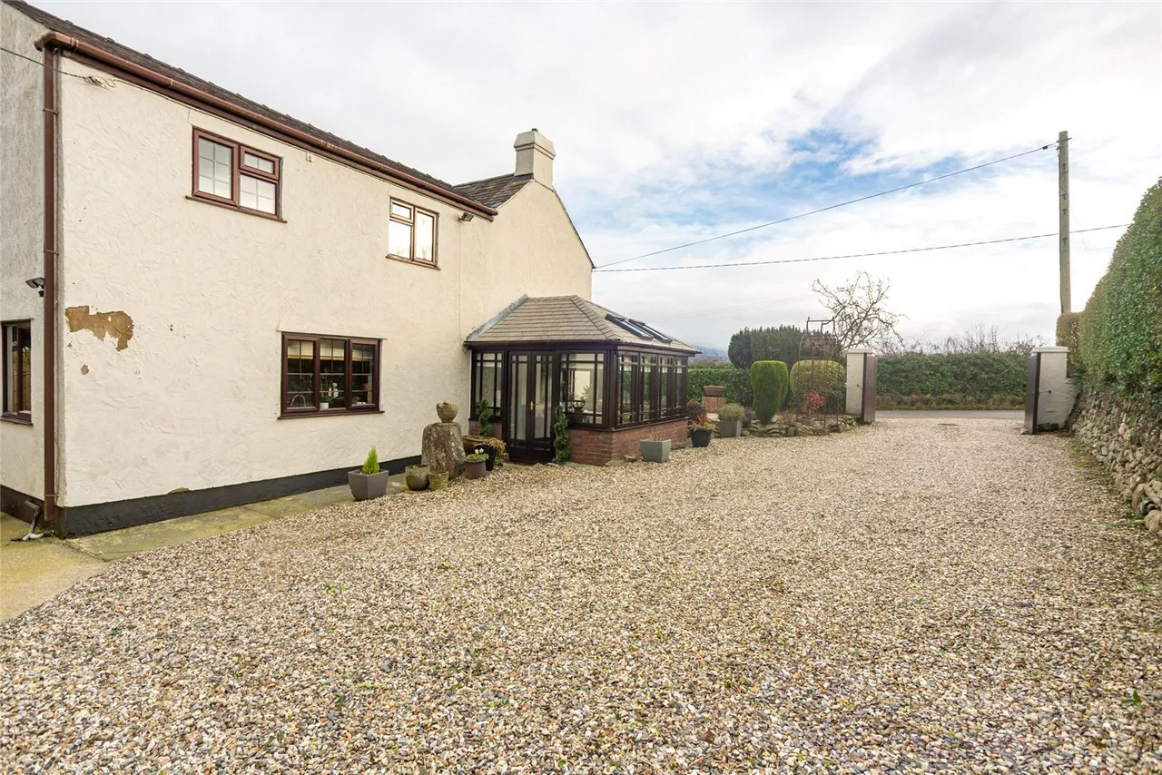 Llanddaniel, Gaerwen, photo 31