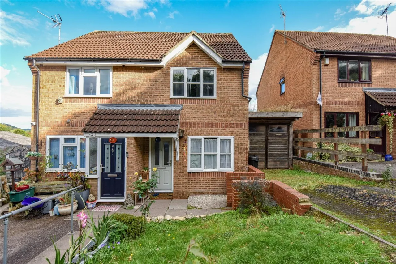 Sutton Close, Dursley, GL11, photo 12