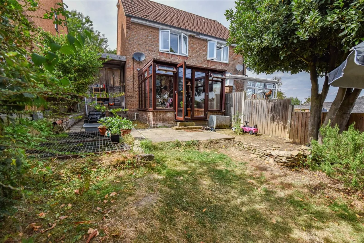 Sutton Close, Dursley, GL11, photo 6