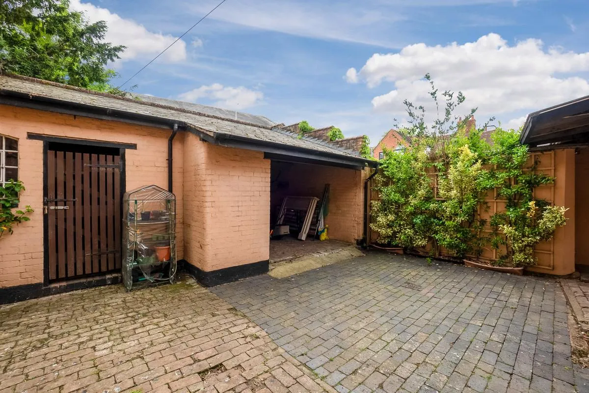 High Street, Warwick, CV34, photo 33