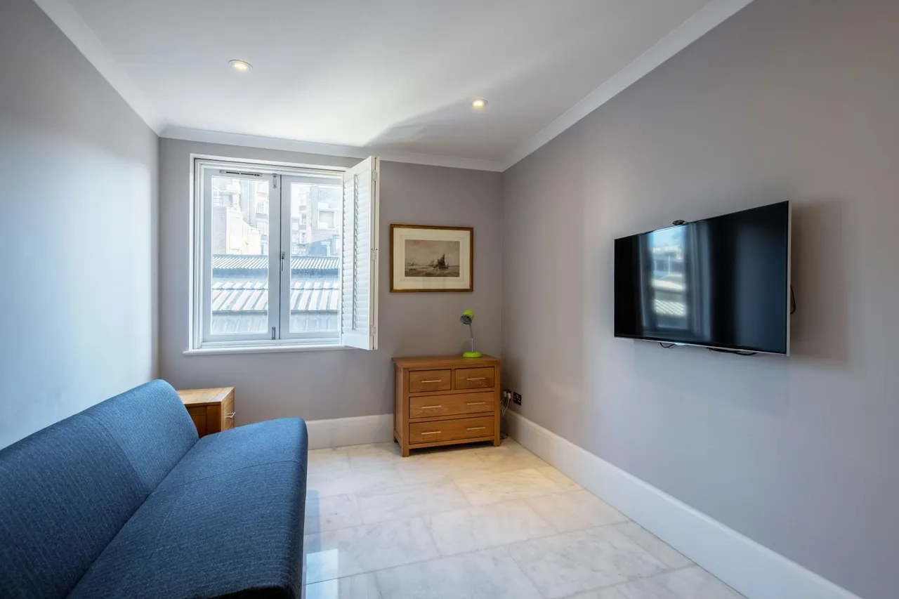 Alexandra Court, 5 Moscow Road, Bayswater, London, W2 4AF, photo 6