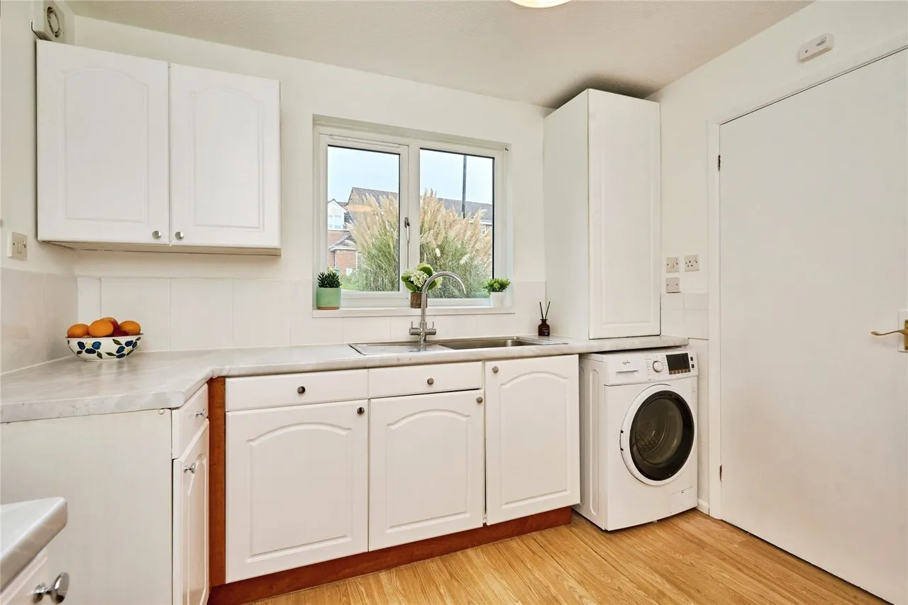 Chestnut Close, Ventnor, PO38, photo 5