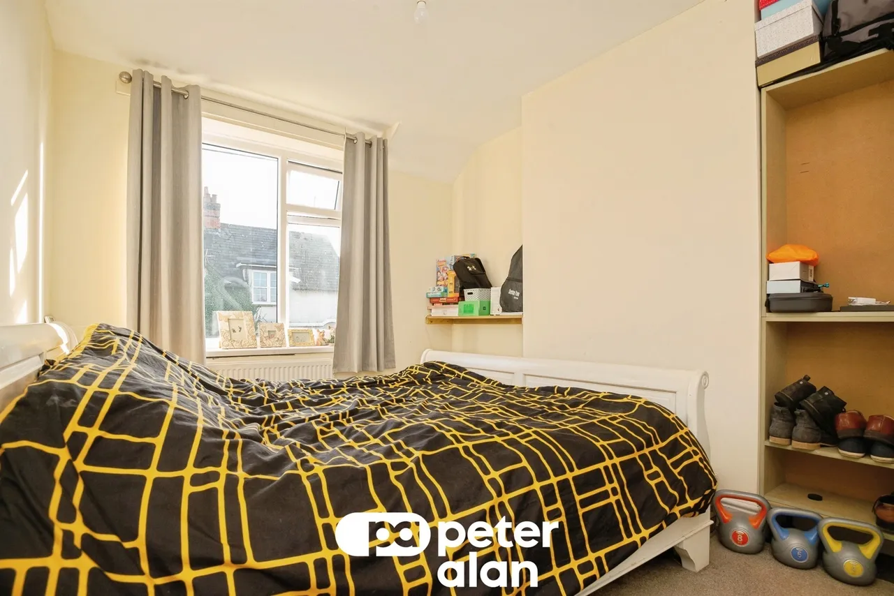 Markham Crescent, Blackwood, NP12, photo 5