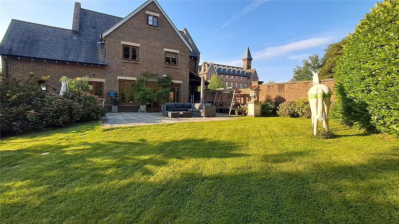 5 bed house for sale, Little Trodgers Lane, Mayfield, TN20