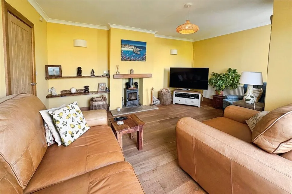 Tregurthen Road, Camborne, TR14, photo 2