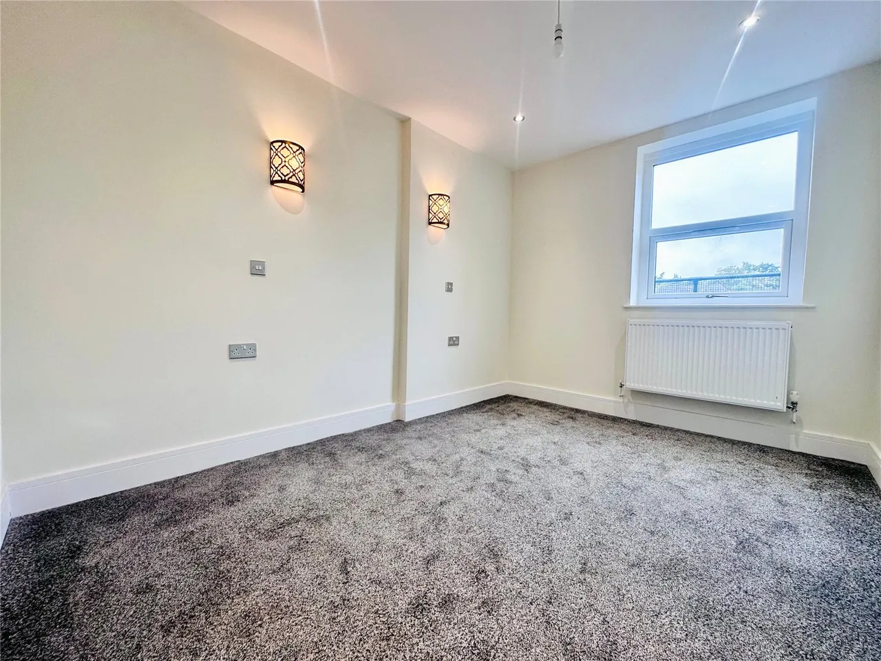 Fleet Road, Fleet, Hampshire, GU51 4BE, photo 5