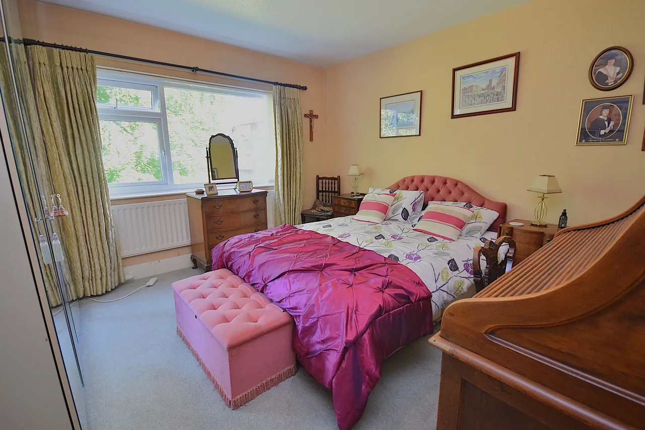 Bollinbrook Road, Macclesfield, photo 6
