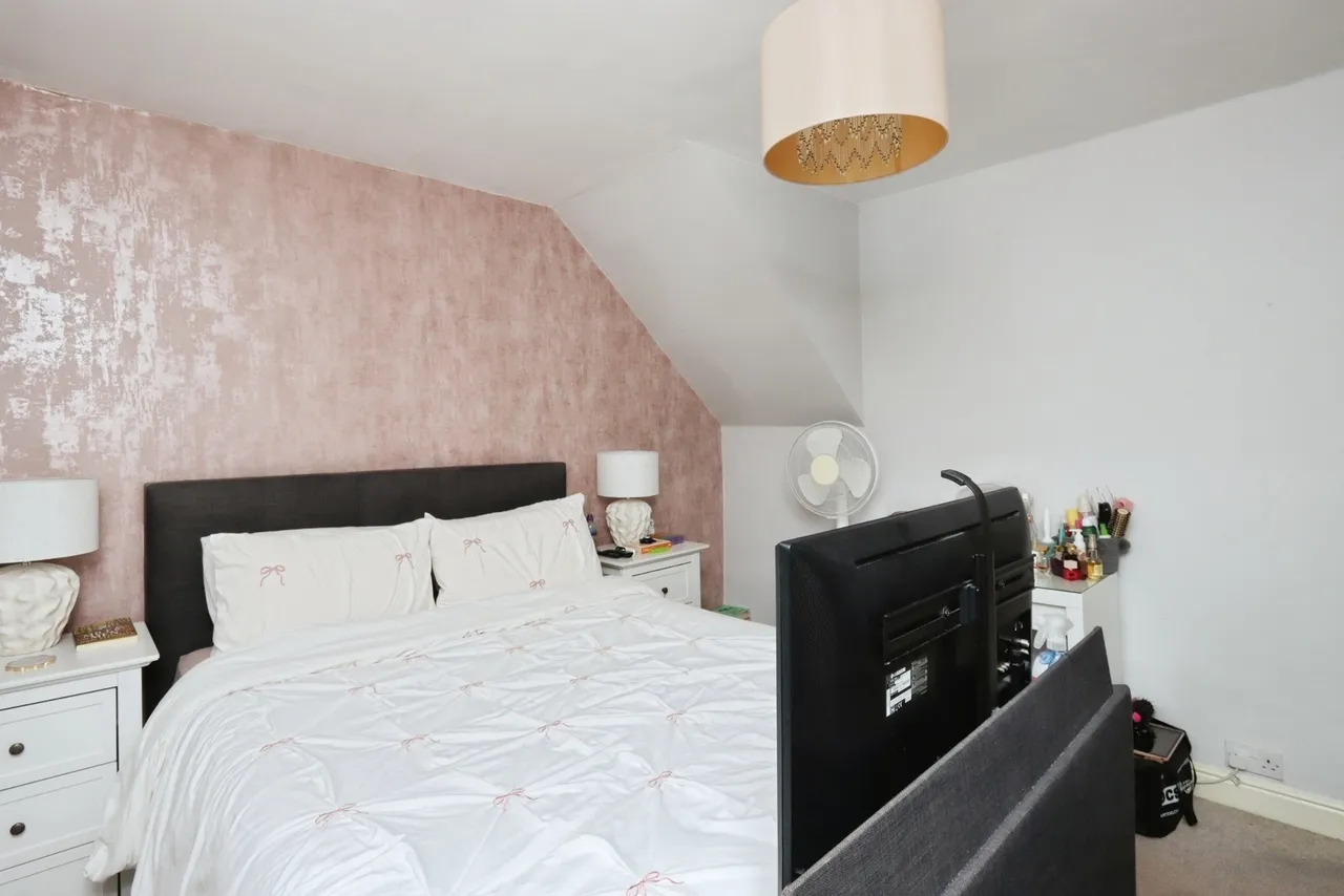 Woodseats Road, Sheffield, S8, photo 8
