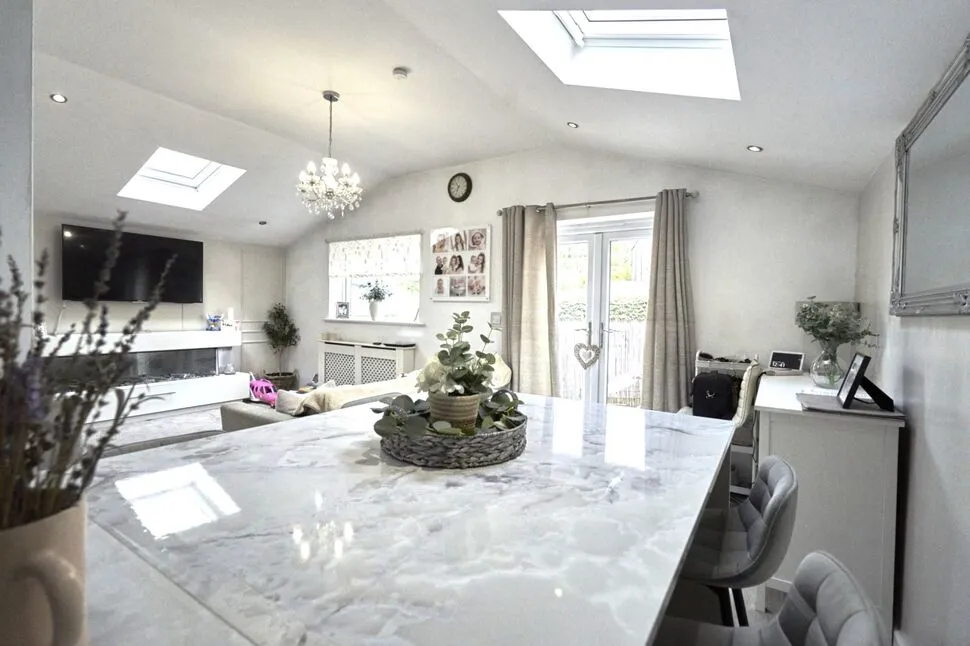 Marlon Crescent, Burnley, Lancashire, BB11, photo 3