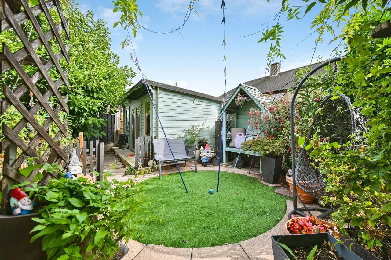 Clevely Way, Clifton, Nottingham, NG11, photo 4