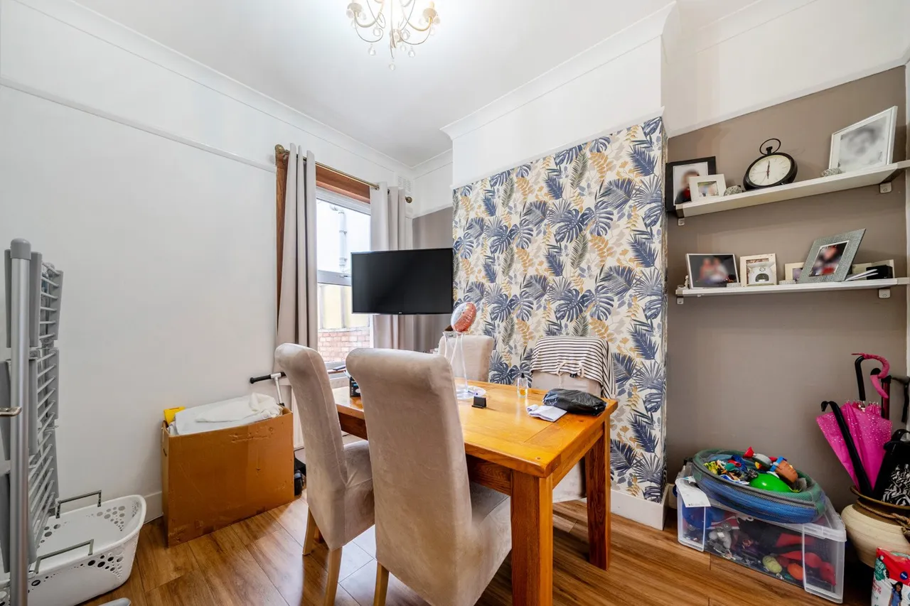Abbey Wood Road, SE2, photo 5