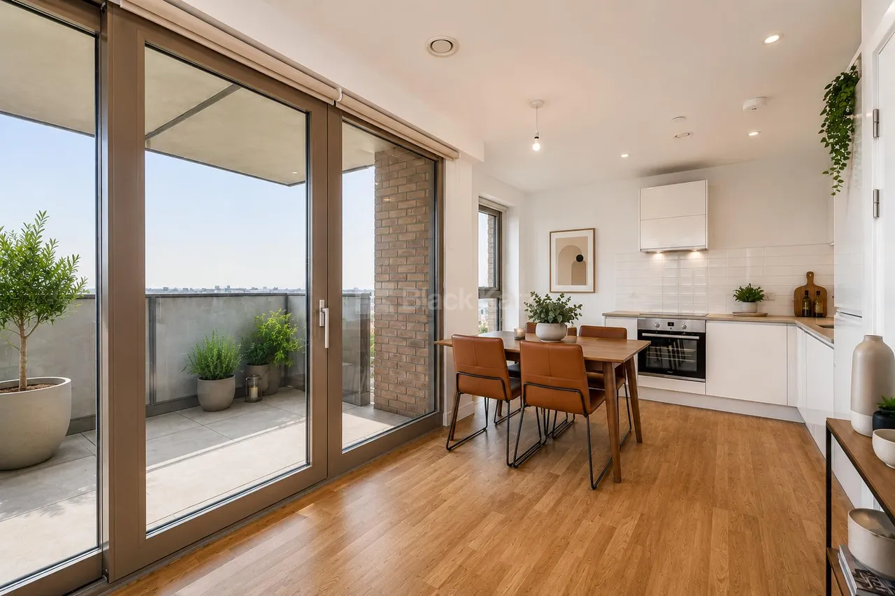 Seven Sisters Road, N15, photo 3