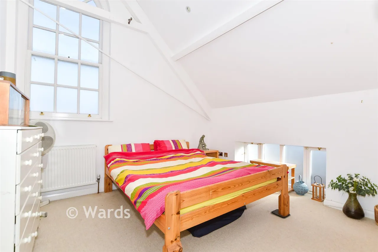 The Square, Lenham, ME17, photo 8