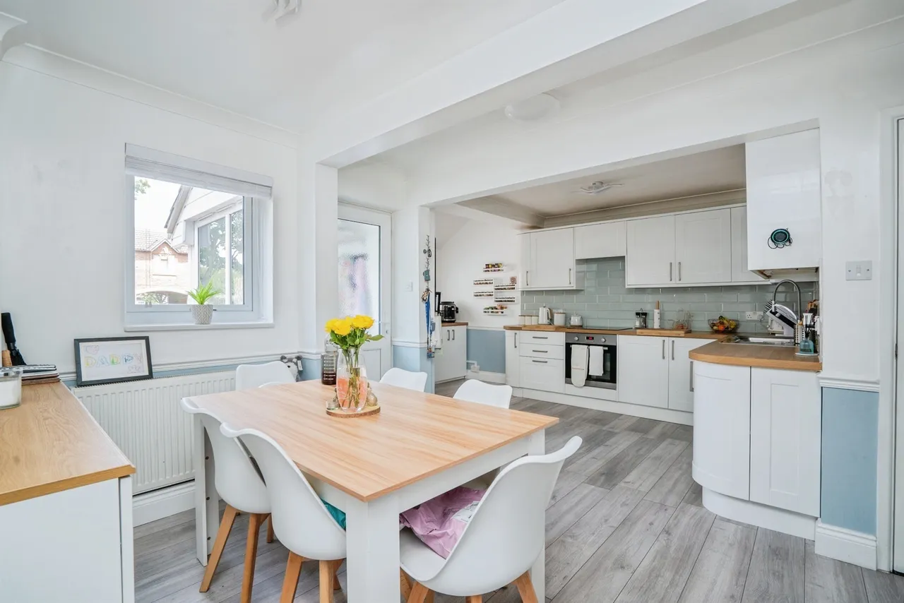 Hartwell Road, Portsmouth, photo 8