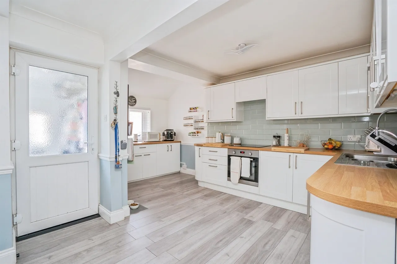 Hartwell Road, Portsmouth, photo 6