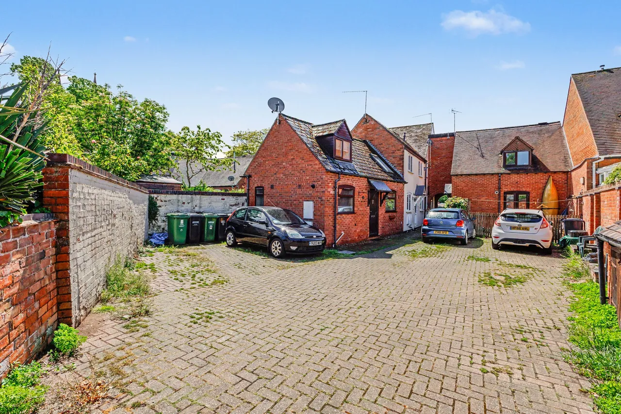 Newlands, Pershore, WR10, photo 4