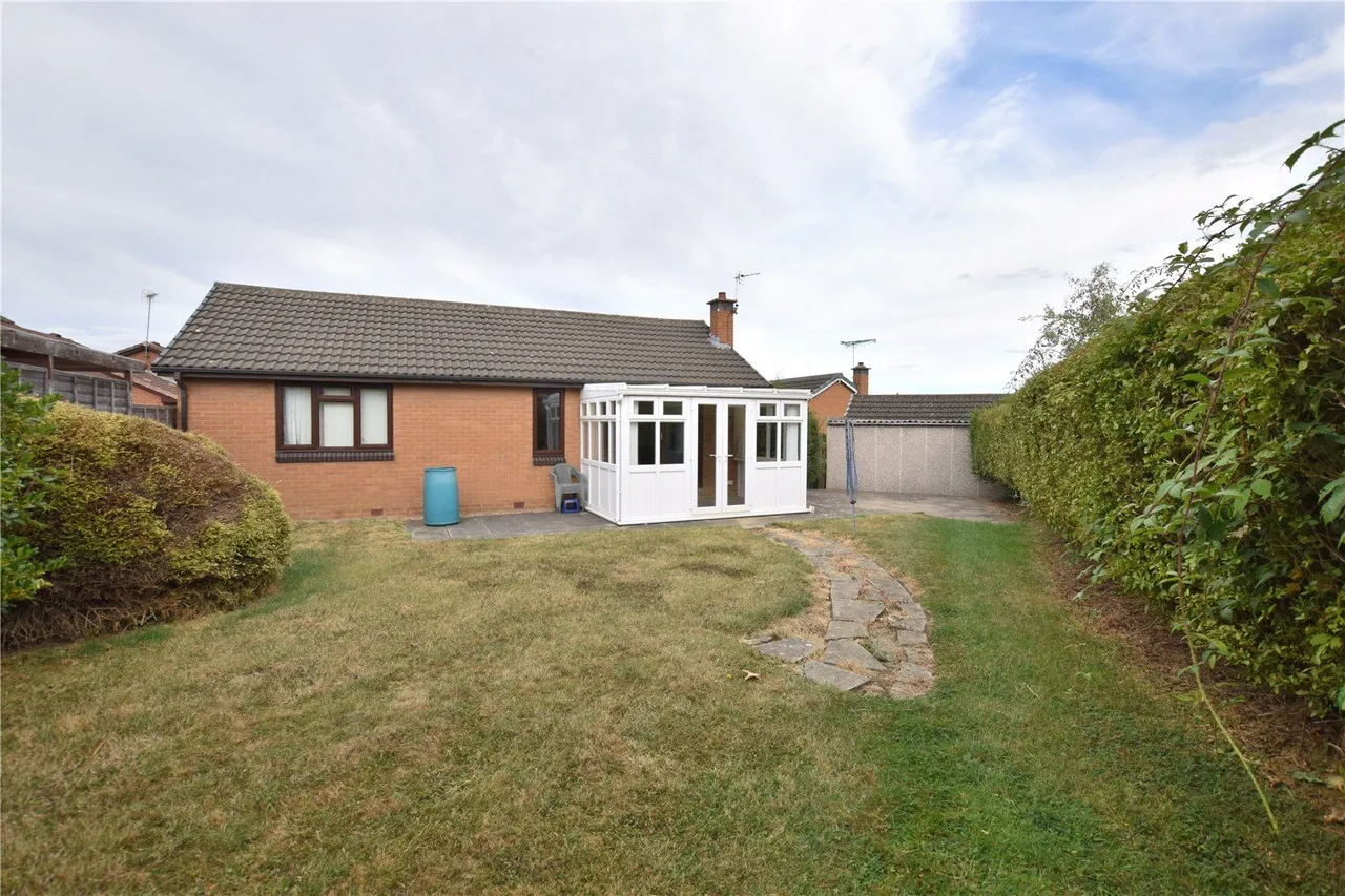 Birchfields Court, Leeds, LS14, photo 8