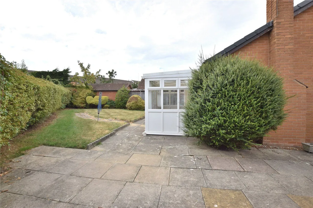 Birchfields Court, Leeds, LS14, photo 9