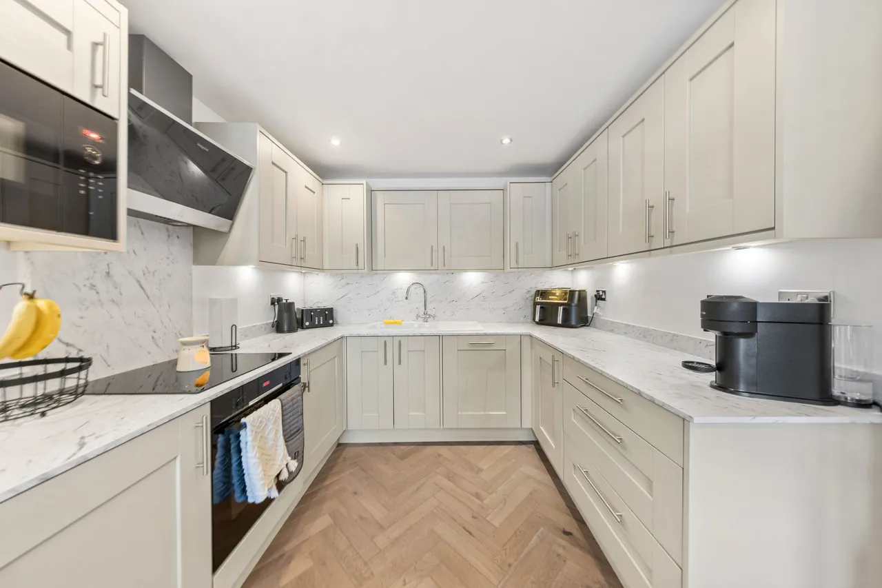 Lingley Court Lingley Road, Great Sankey, Warrington, Warrington, WA5 3SU, photo 6