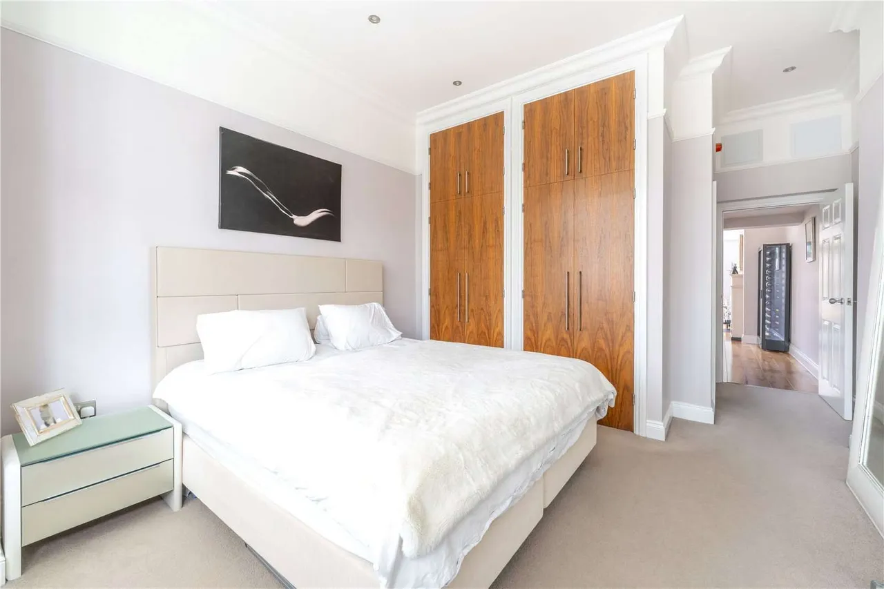 Kings Road, Richmond, TW10, photo 10