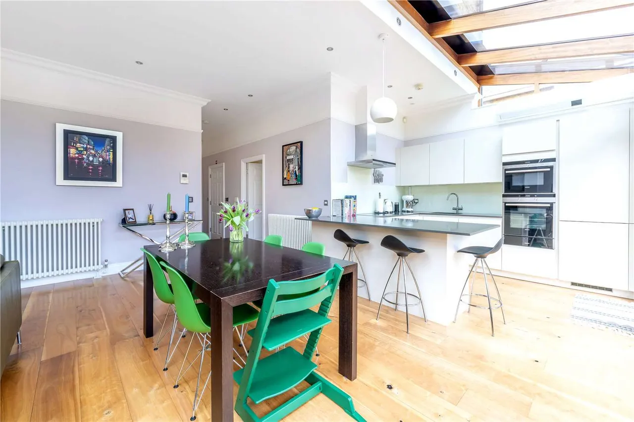 Kings Road, Richmond, TW10, photo 6