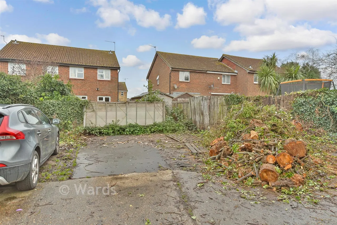 Invicta Court, Milton Regis, ME10, photo 12