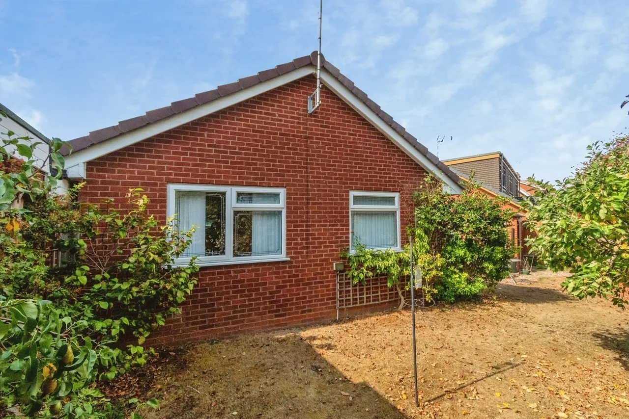 Pebble Mill Drive, Cannock, Staffordshire, WS11, photo 16