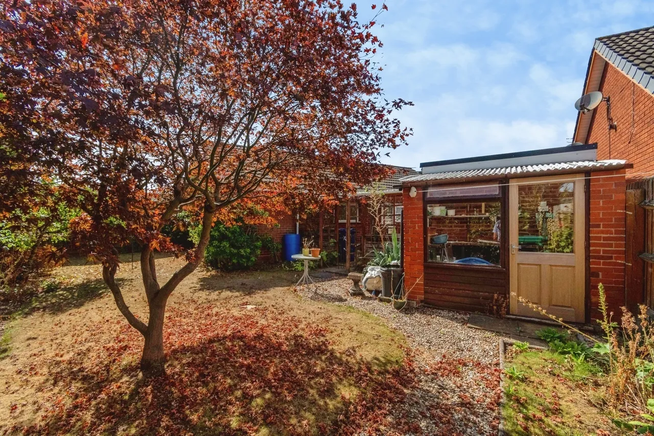 Pebble Mill Drive, Cannock, Staffordshire, WS11, photo 15
