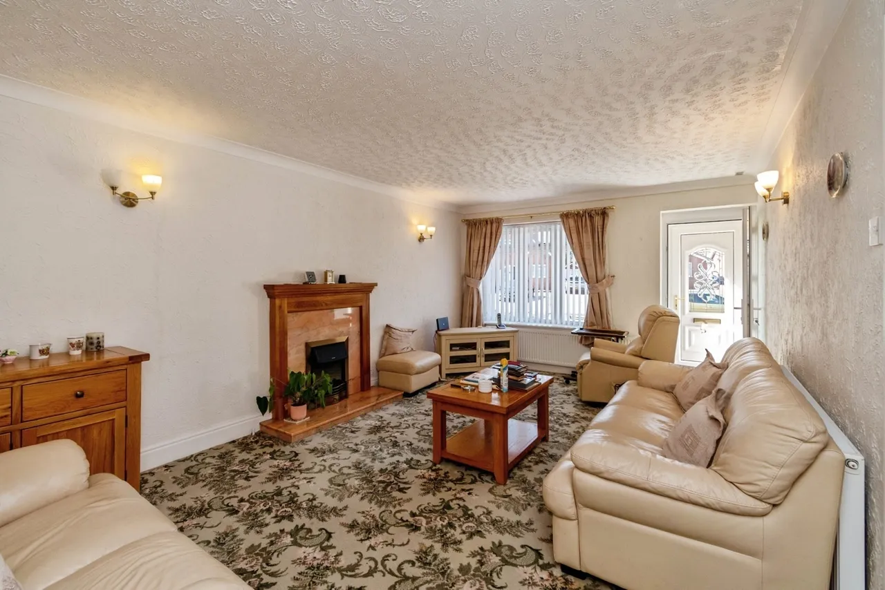 Pebble Mill Drive, Cannock, Staffordshire, WS11, photo 2