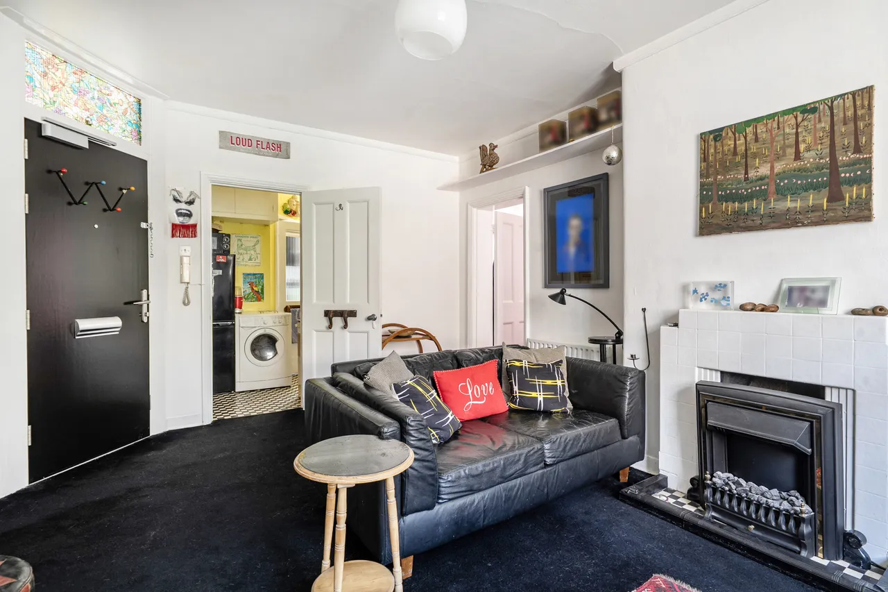 Flat 9, Powis House, Macklin Street, London, photo 4