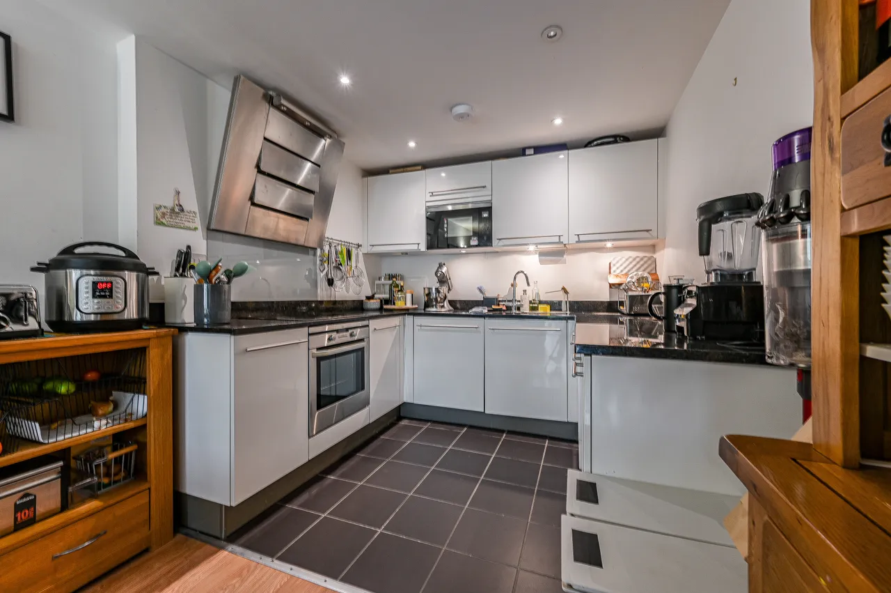 Apartment 185, Building 50, Argyll Road, London, photo 7