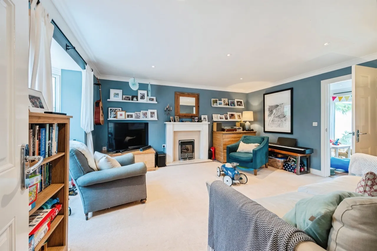 Macie Drive, Corsham, SN13, photo 2