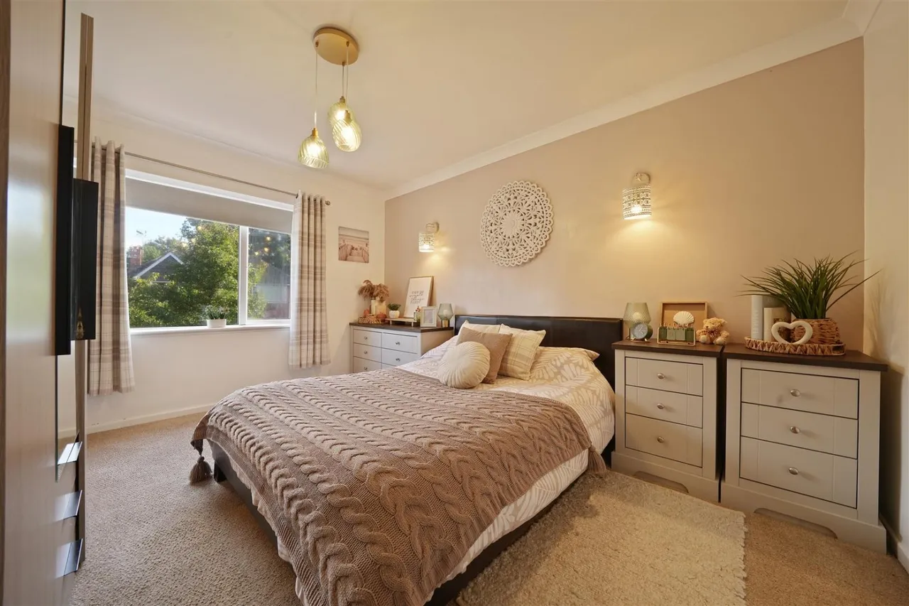 Meadow Head Drive, Meadowhead, S8, photo 4