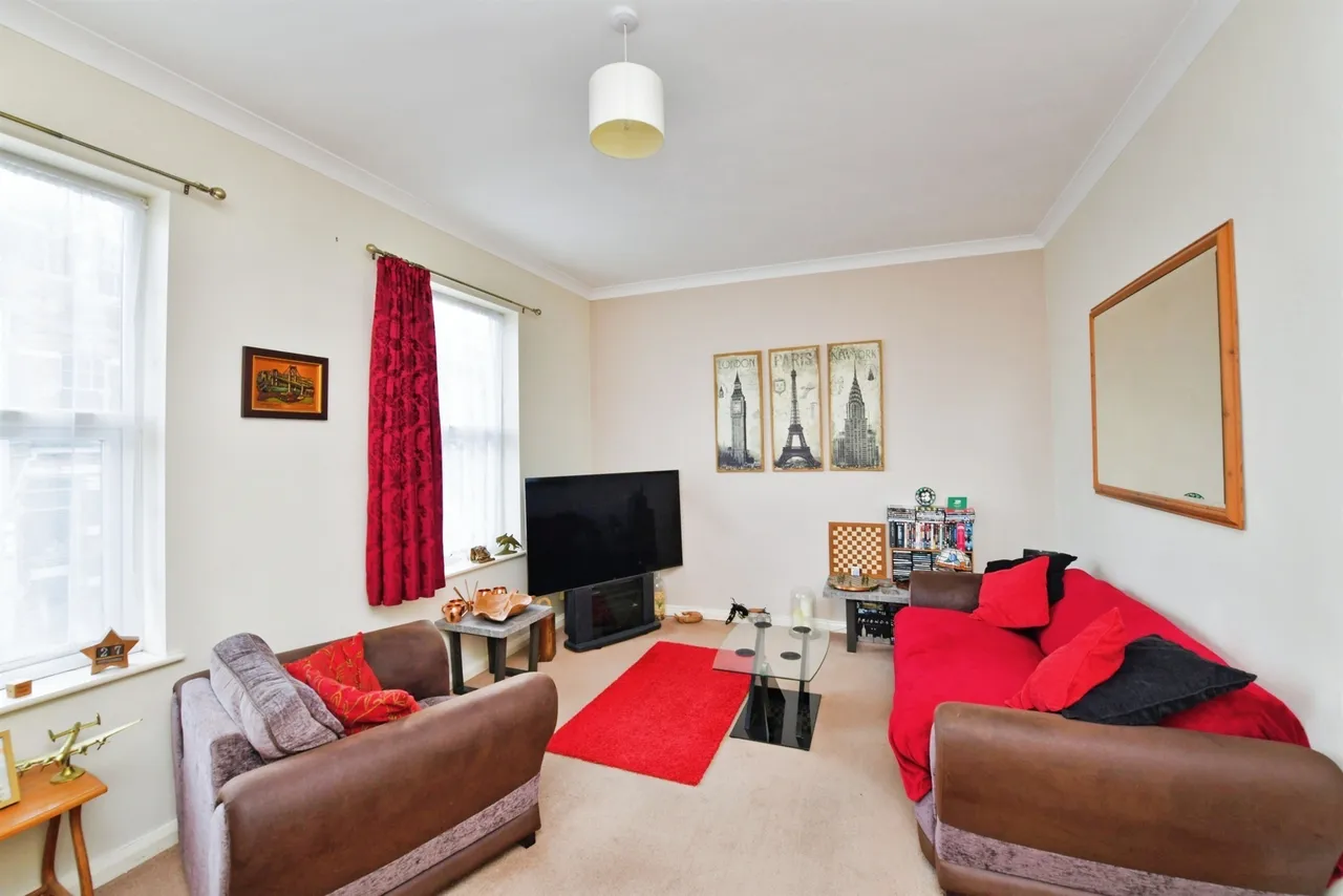 Tamar Court, Saltash, PL12, photo 8