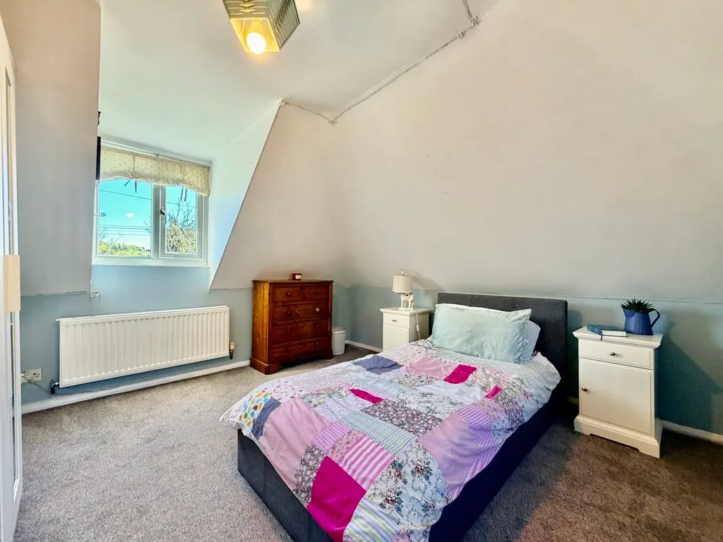 Kingsmead Road, High Wycombe HP11 1JL, photo 12