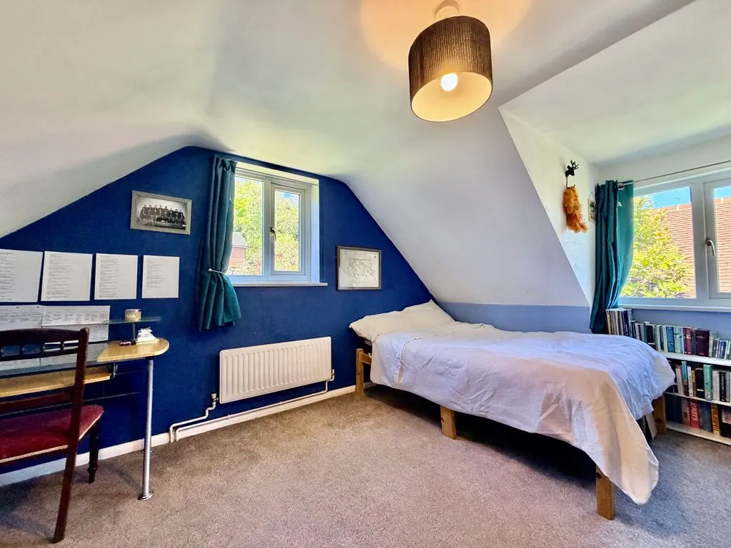 Kingsmead Road, High Wycombe HP11 1JL, photo 10