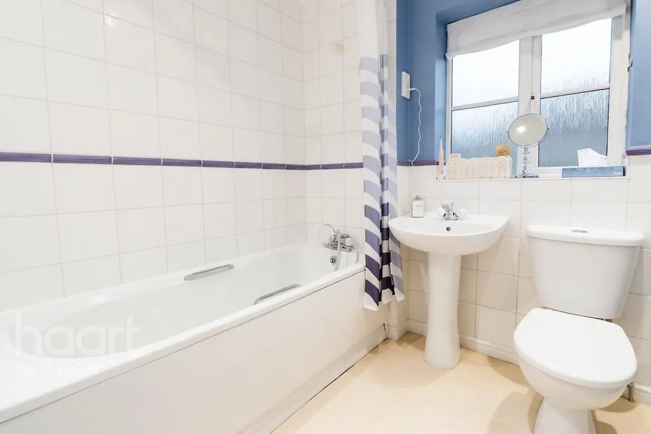 Heron Close, Rayleigh, SS6, photo 11