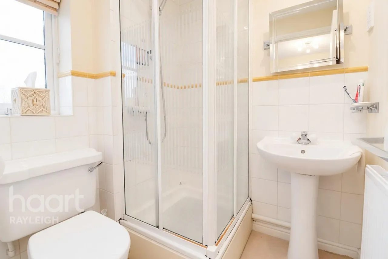 Heron Close, Rayleigh, SS6, photo 9