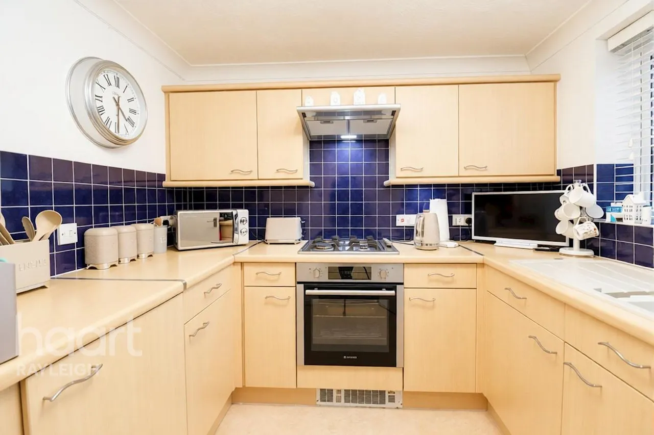 Heron Close, Rayleigh, SS6, photo 6