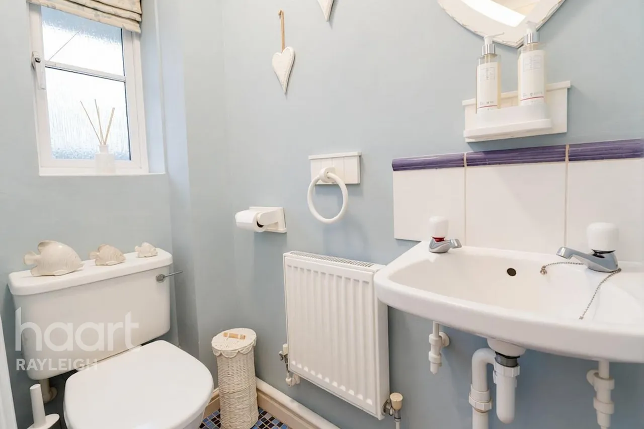 Heron Close, Rayleigh, SS6, photo 7