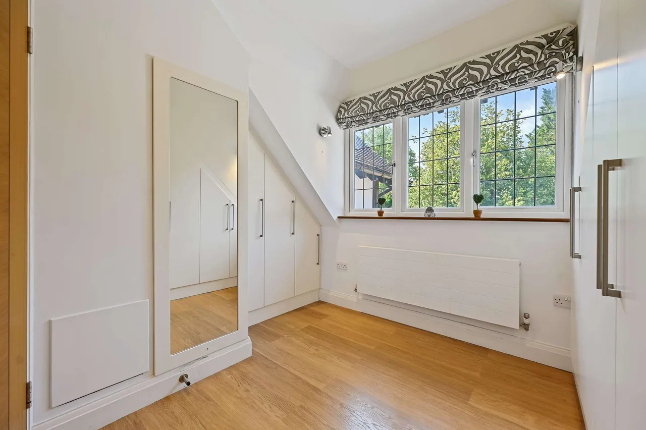 Vicarage Way, Gerrards Cross, SL9, photo 19